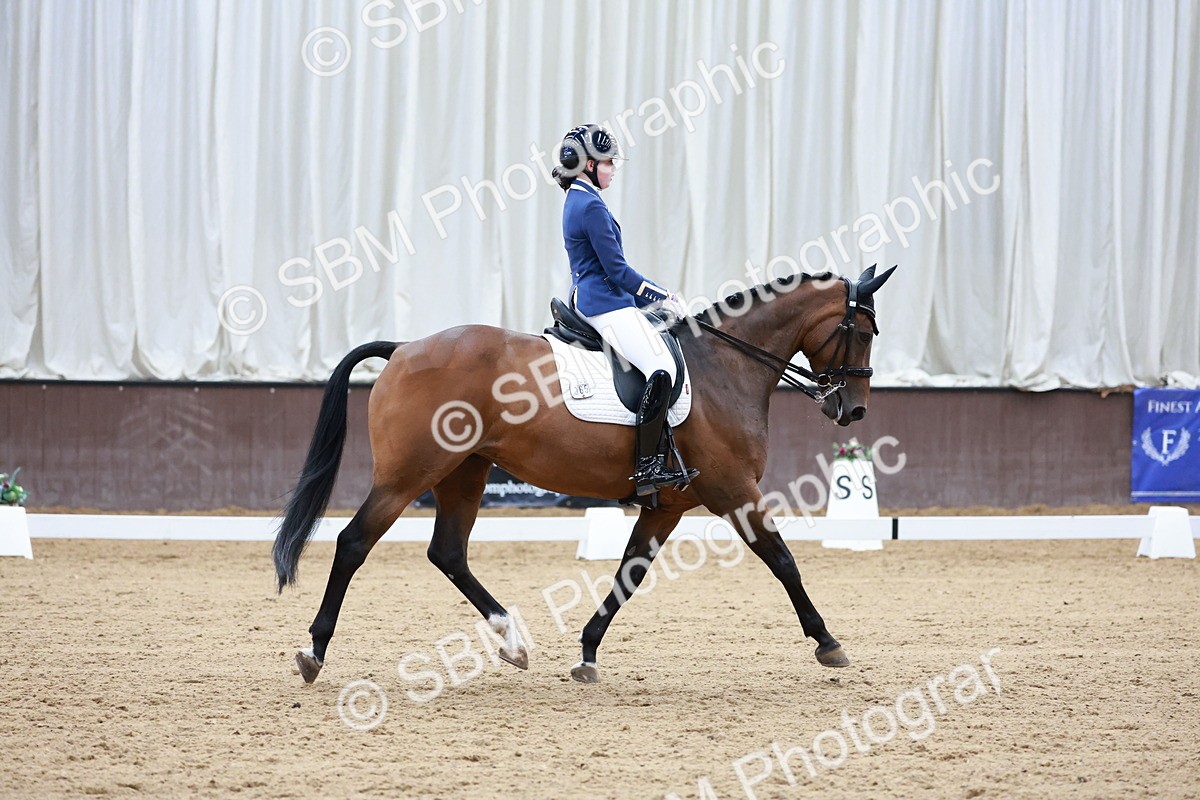 SBM_017866 - Class 15 - FEI Junior