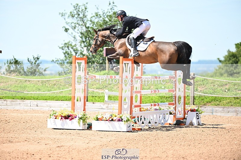 240718A-121855-05033 - Cls 1, 3 Star Small Tour 1.35m