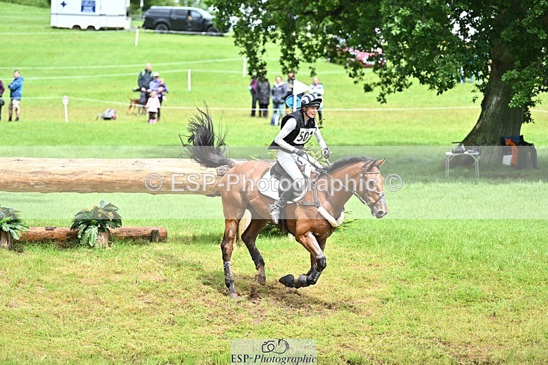 240526-141643-23862 - 501-BRUNO_FG-Edie_Campbell