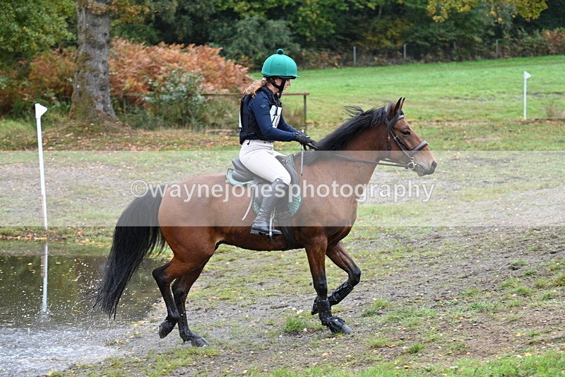 WJ7_3278 - Time 10:47 to 11:11 at the water