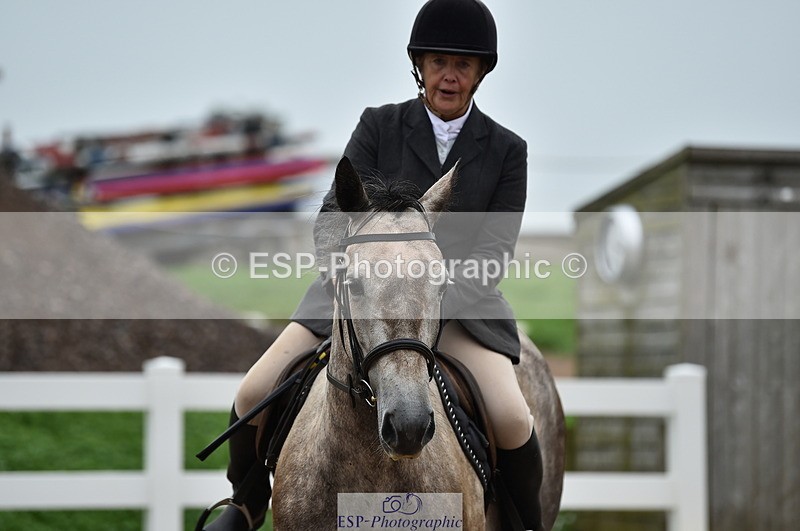 220829A-152718-00054 - Clear Round & 60cm  1a - 1b