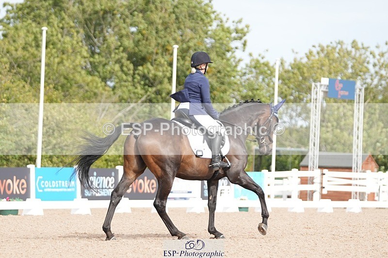 250906-103556-01282 - 033-Caroline.HeardNever.Wait