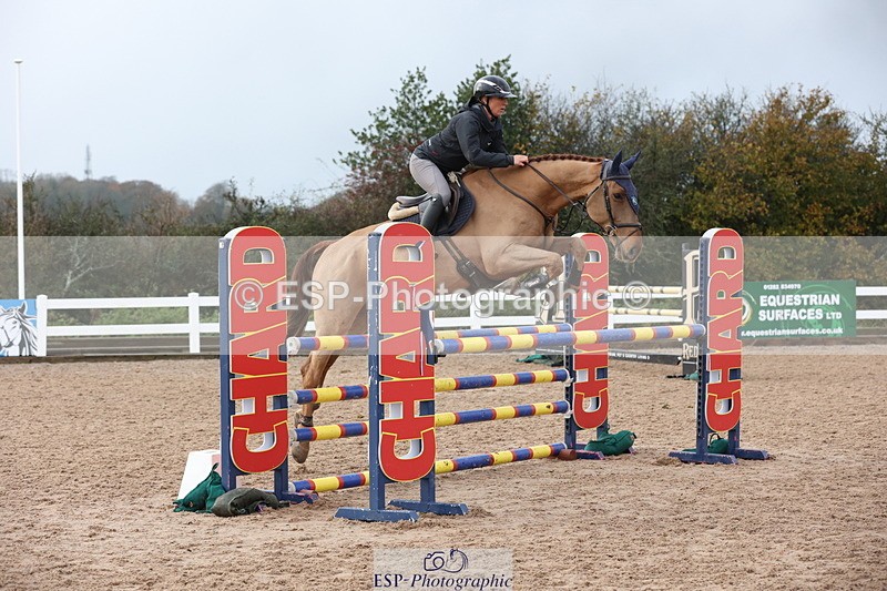 231112A-150211-05112 - Cls 21 Foxhunter & 1.20m Open