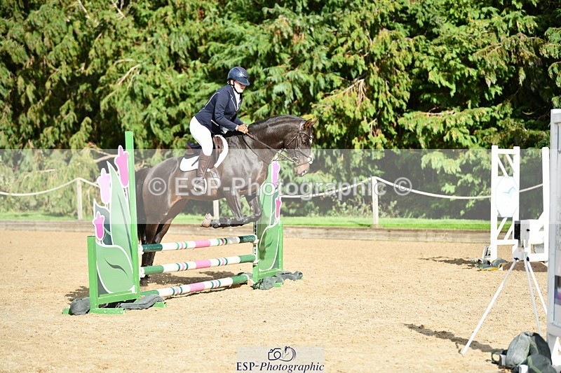 251004A-150232-01636 - Classes 8 & 9 70cm