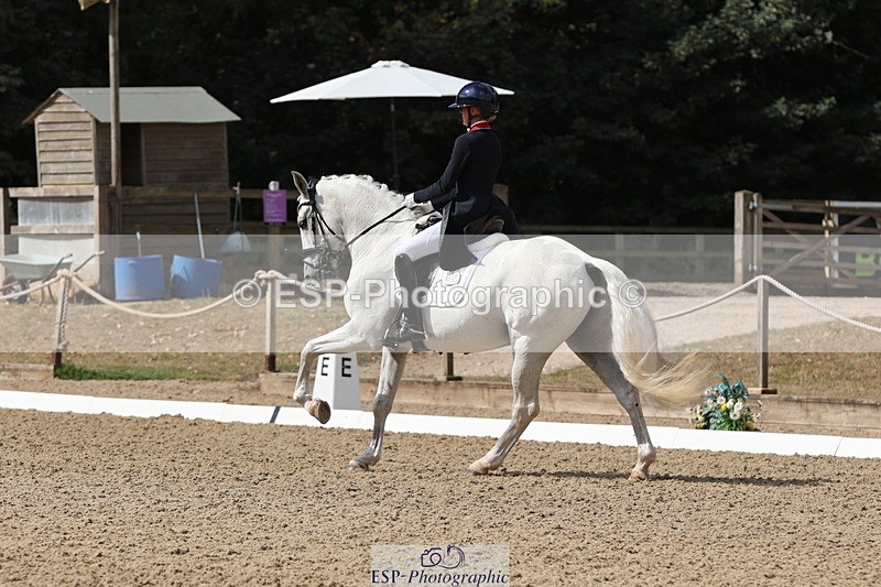 250809A-105147-02712 - 018-Lily.LaughtonEquador.MT