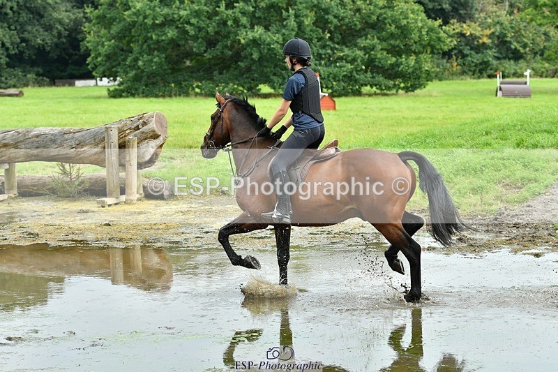 230817-131917-00913 - Theo's 1st Group - XC