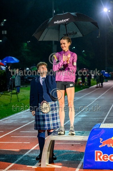 Monument25-910838 - Set Six