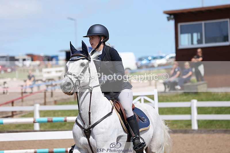 240629A-141906-06786 - Cls 19 Foxhunter and 1.10m Open