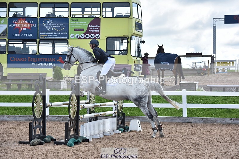 230806A-110146-01297 - Cls 17 Snr Discovery & 1m Open