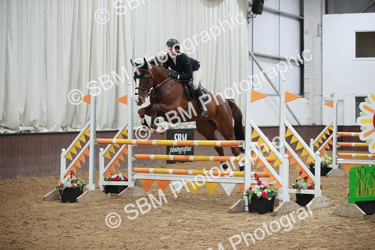SBM_001201 - Class 4 - Senior Newcomers - 1.10m Open