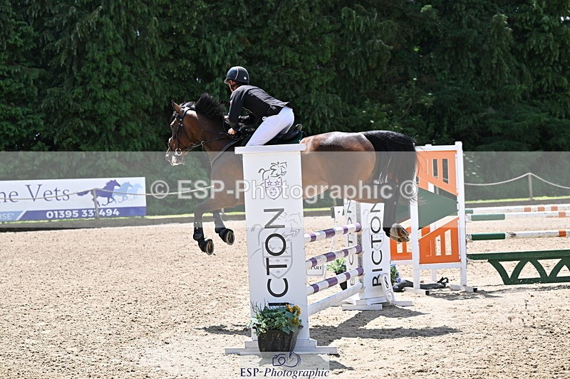 250615A-134101-11049 - Class 47 Snr British Novice 2nd Rnd