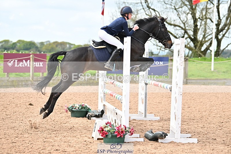 240506A-115014-08628 - Cls 4 Blue Chip Pony Newcomers & 1m Open