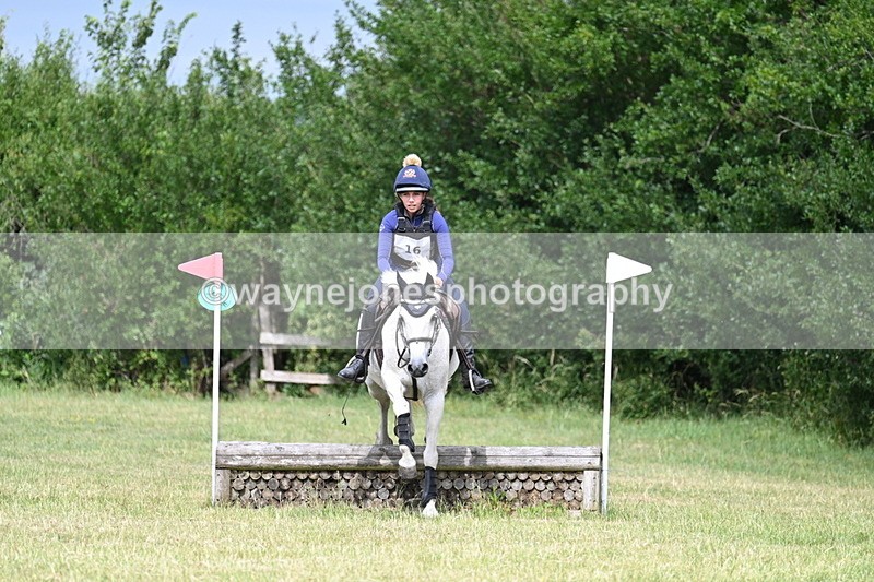 WJ7_5112 - 60cm XC Time 10:17 to 10:49