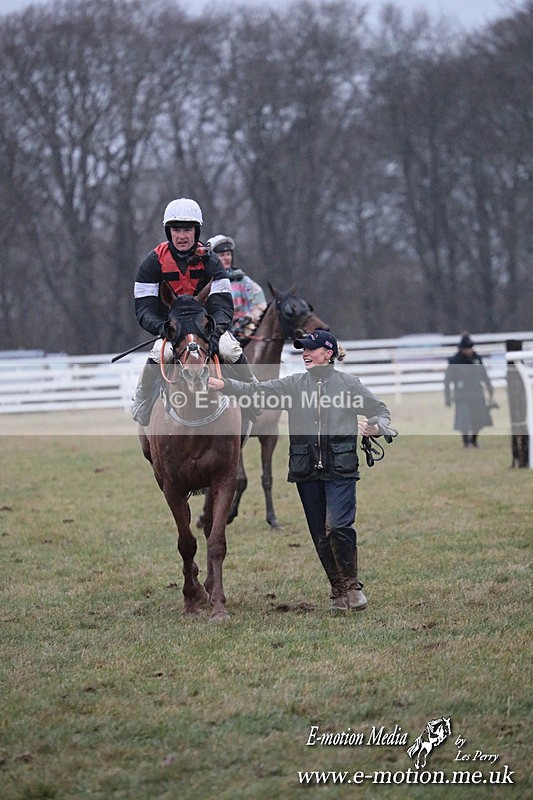 PtP 260125 903 - Cocklebarrow Point-to-Point racing with the Heythrop Hunt 26/01/25