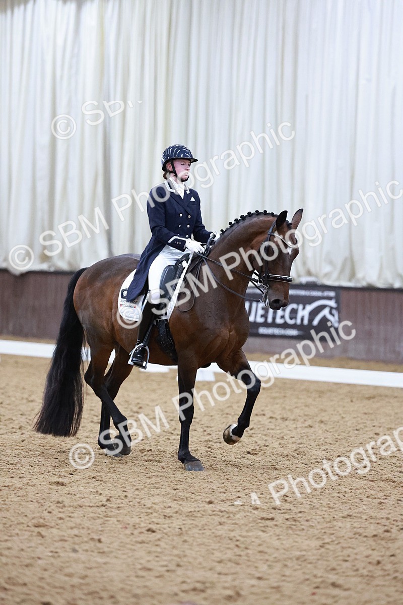 SBM_021785 - Class 14 - FEI Grand Prix - 18.52-19.37