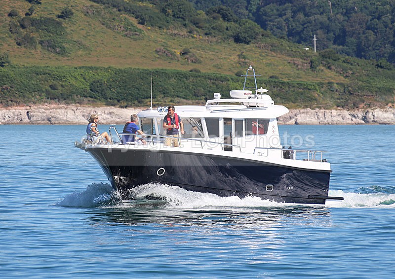 140729 TALISMAN MINOR 36 WT7A1564 - Motorboats - Hardtop