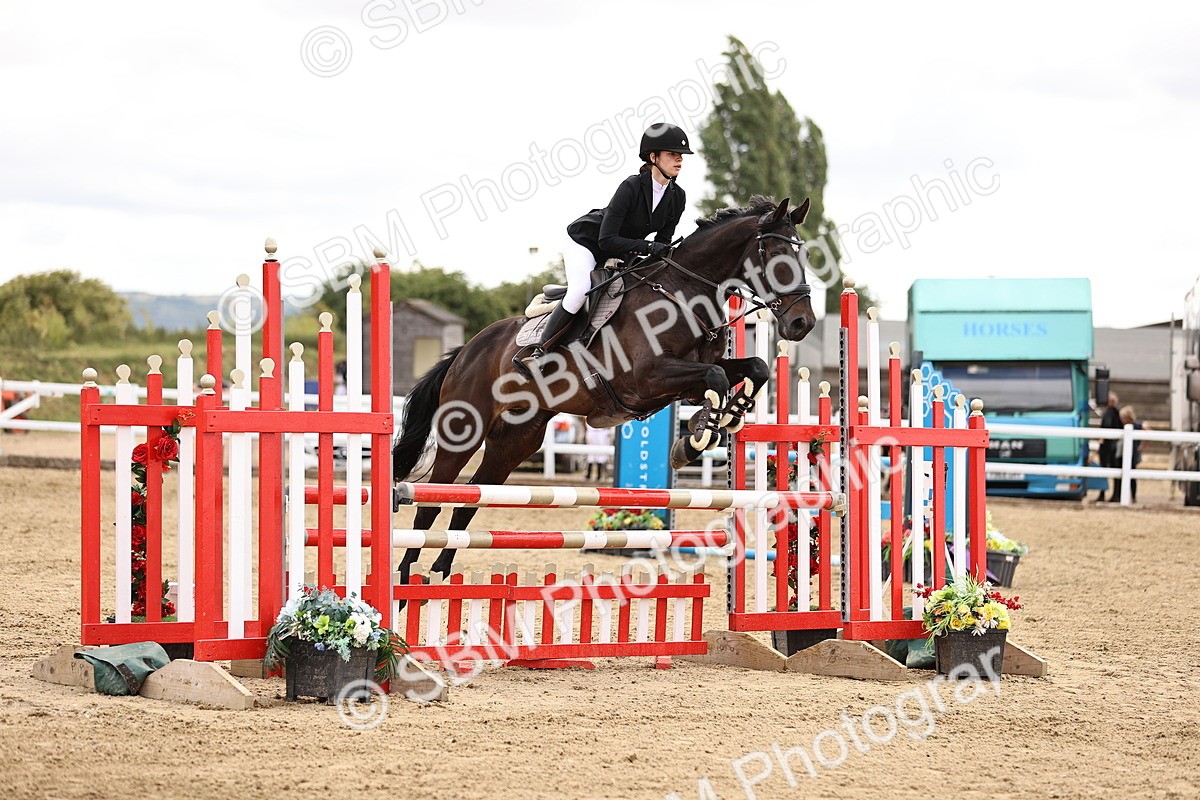 SBM_013474_Class 14 - Senior Discovery 100m Open - Frida