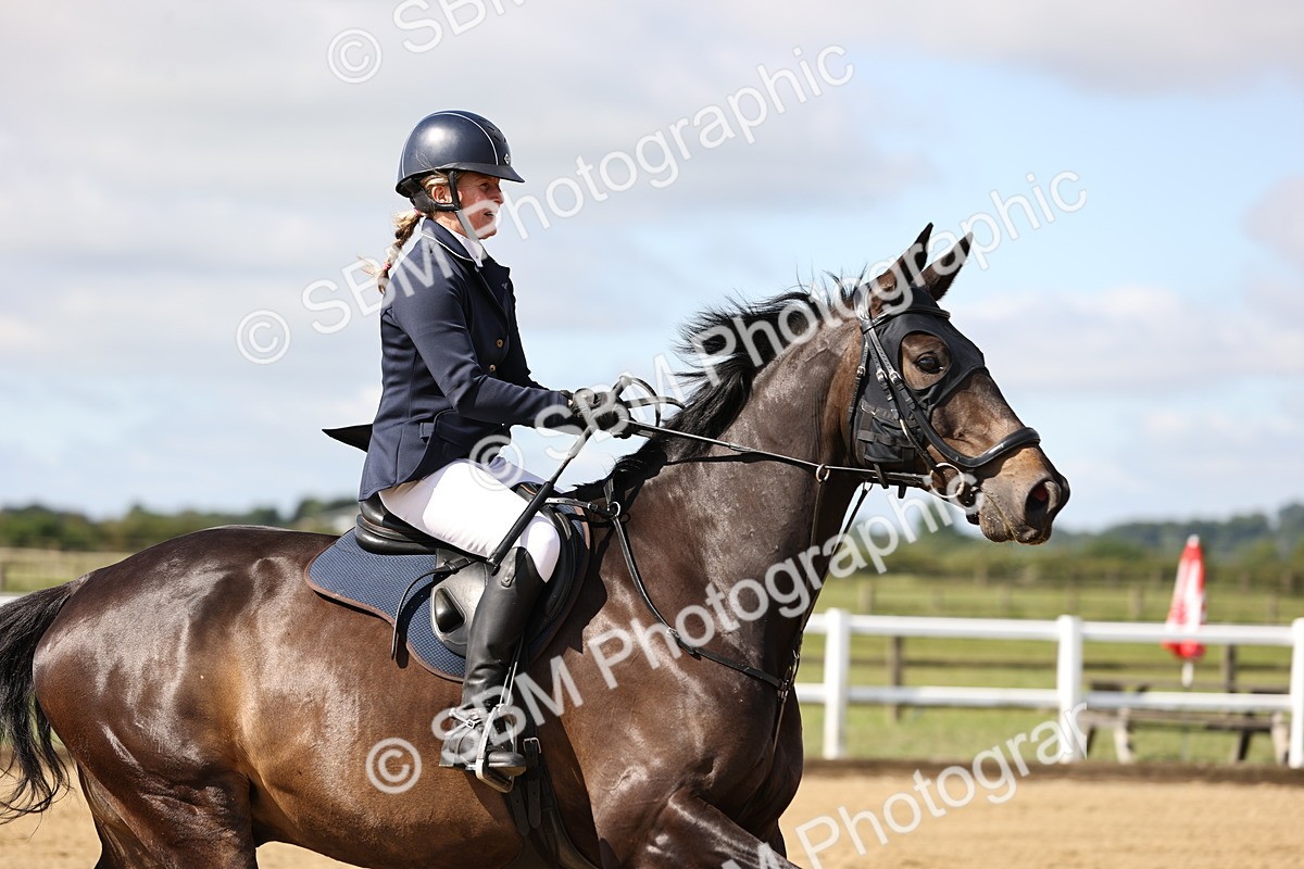 SBM_001877 - Class 8 - Clear Round