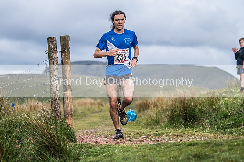 Gavel-298 - Gavel Fell Races (Junior & Senior) Wednesday 28th May 2025