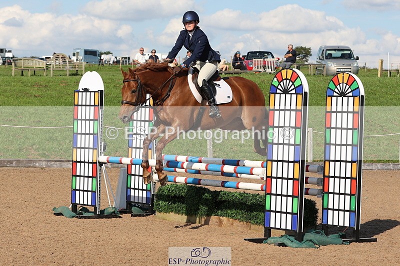 230915A-161228-03077 - Cls 6 Snr 1.05m Derby