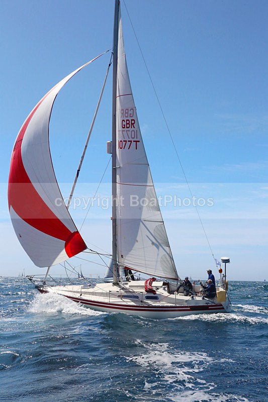 150627 GBR 1077T WT7A7027_N - ROUND THE ISLAND RACE - SATURDAY 27th JUNE 2015
