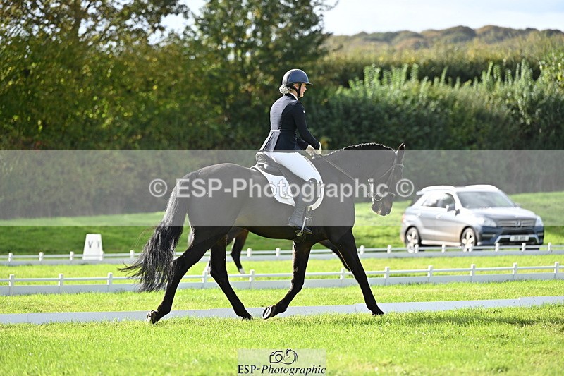 251024A-120745-09513 - F-468-Tabitha.Stephenson