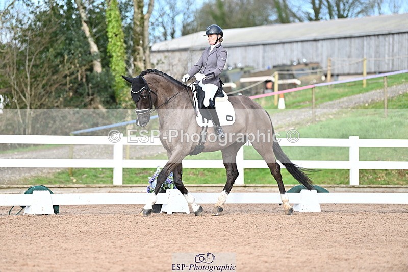 240218A-143348-08142 - 243-Lucy.Baker-Last.Dancer