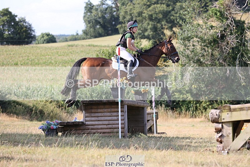 250802A-172644-08534 - I-408-Leia.Massey-HOOVES.THE.DADDY