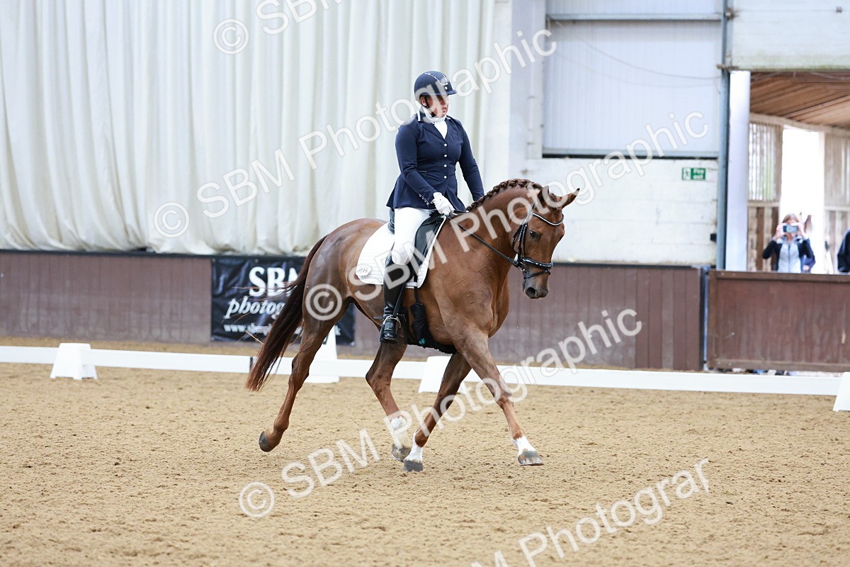 SBM_005742 - Class 3 - Medium 6 - 14.40-15.52