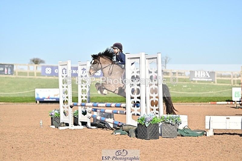 250401-172206-00381 - 70cm classes