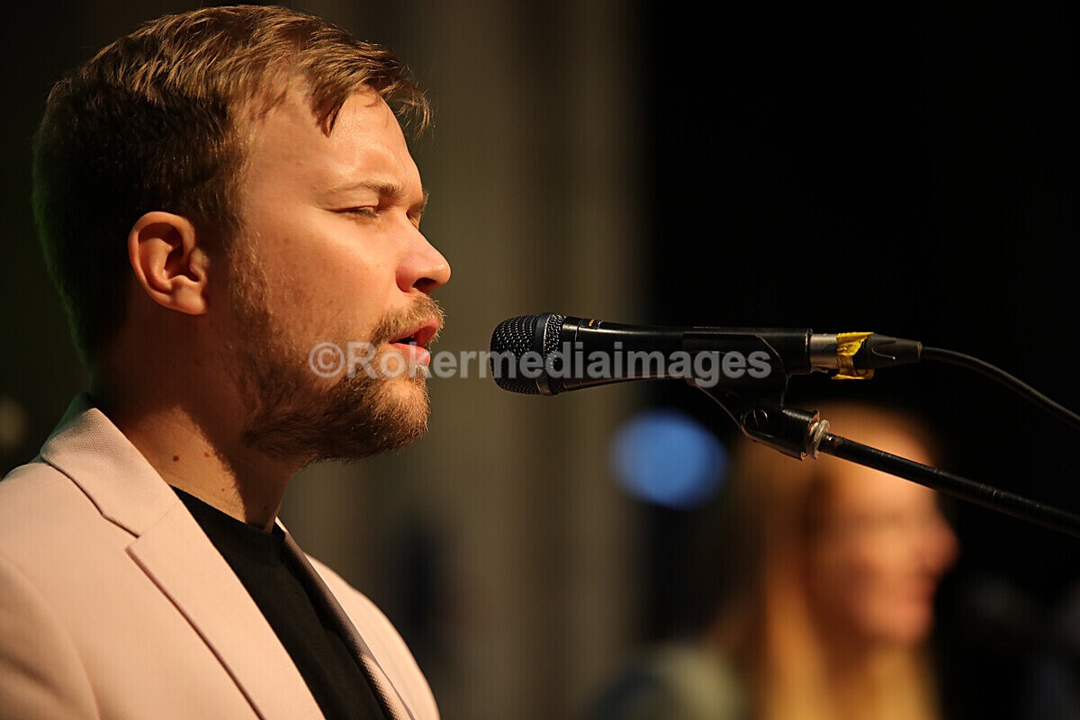 FOLK N BLUES-469 - FOLK and BLUES SEPT 2022