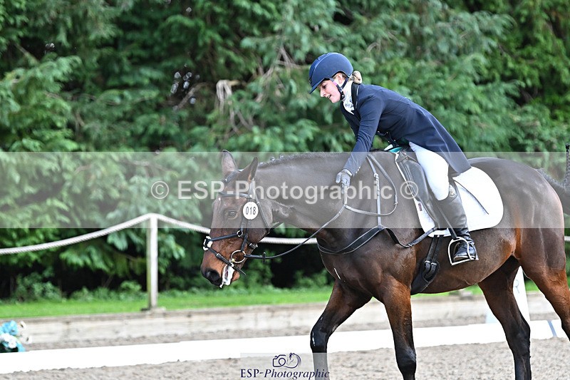 241023-164029-01006 - 018-Alice.Robinson-DERRYS.DIAMOND.CAVALIER