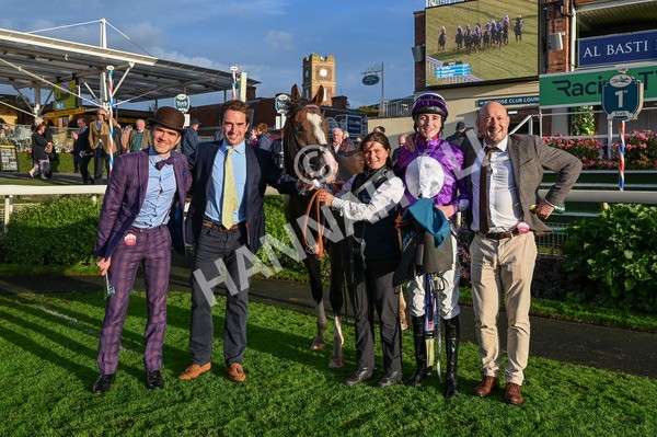 131023-Race 6-Wen Moon-8305 - Race 6 5.00pm Copper Knight - Winning Most Horse At York Handicap