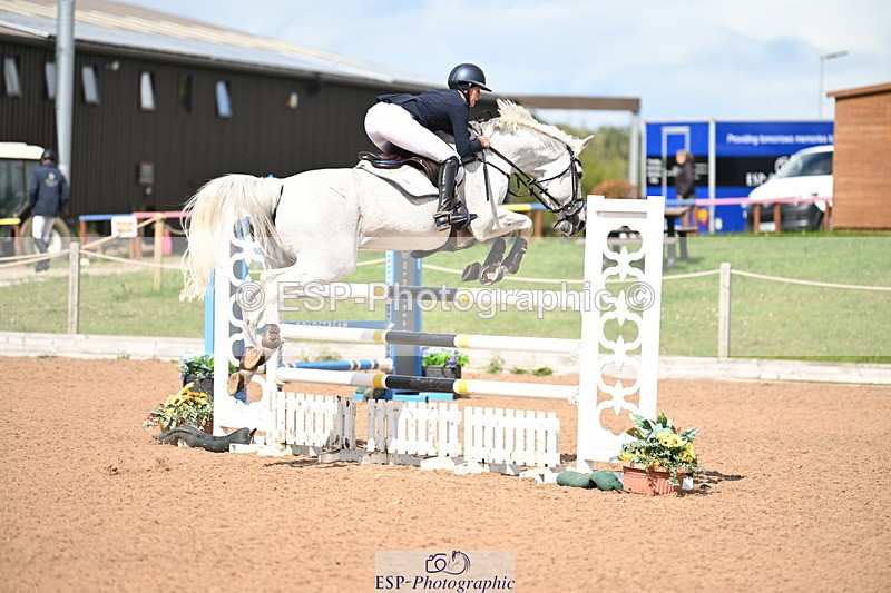 240912A-133623-01725 - Cls 4 Snr 1.20m Open