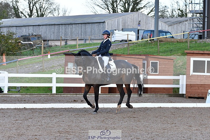 231104A-124131-00528 - Cls 12 Music Medium