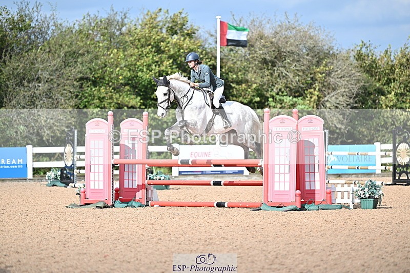 241005A-113617-03449 - SAT Cls 17 95cm Amateur Quali