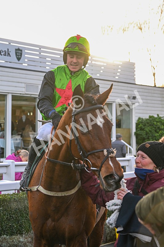 120224-Race 6-Omar Maretti-1916 - Race 6