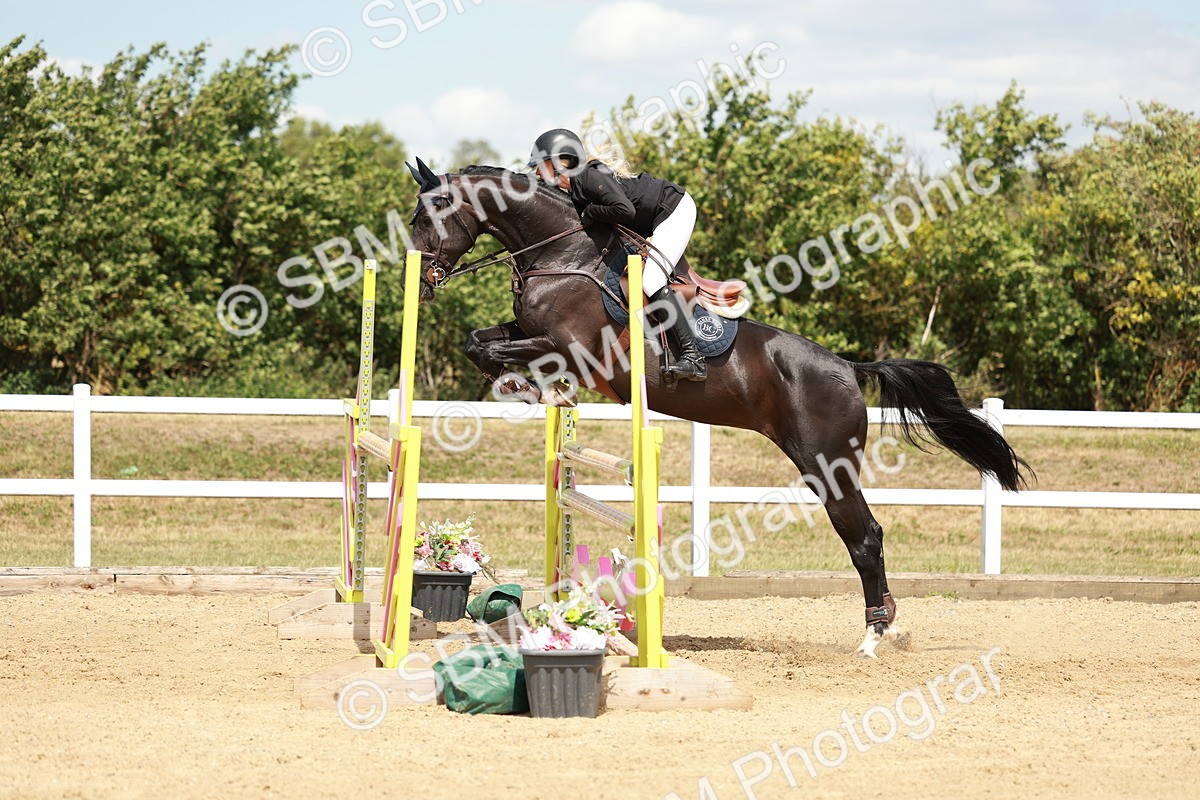 SBM_007680 - Class 3 - Senior Newcomers - 1.10m Open