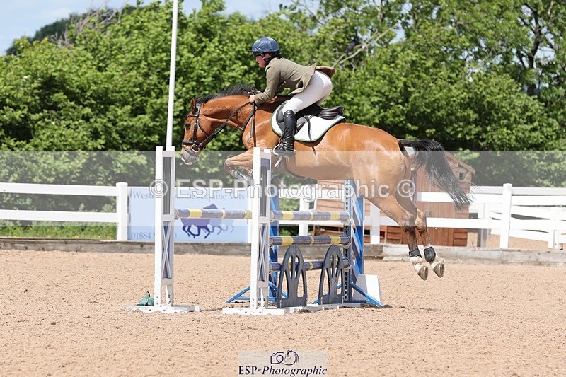 250528-123852-00775 - Cls 3 Snr 1.05m Open