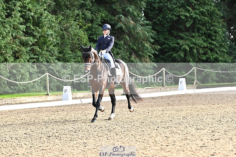 241023-155839-00822 - 012-Mollie.Summerland-SKITTEL.D'EKWI