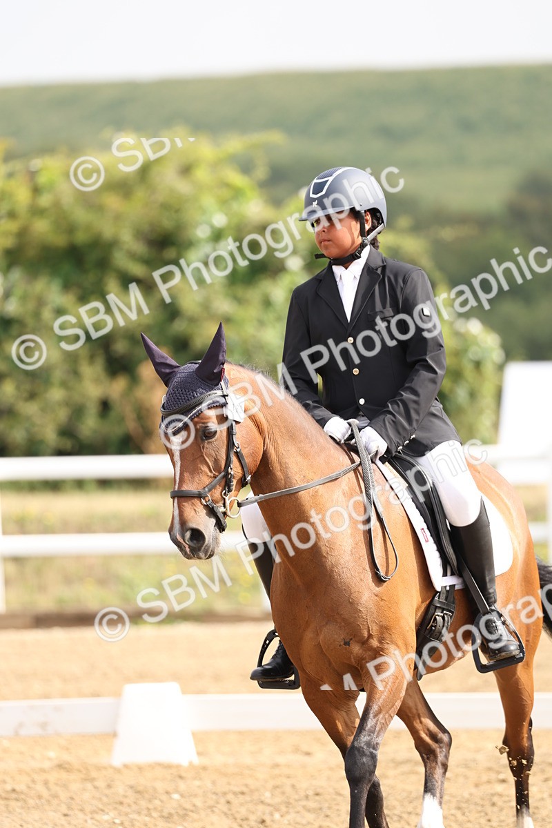 SBM_005430 - Class 6 - Novice 6 - 9.30-10.12