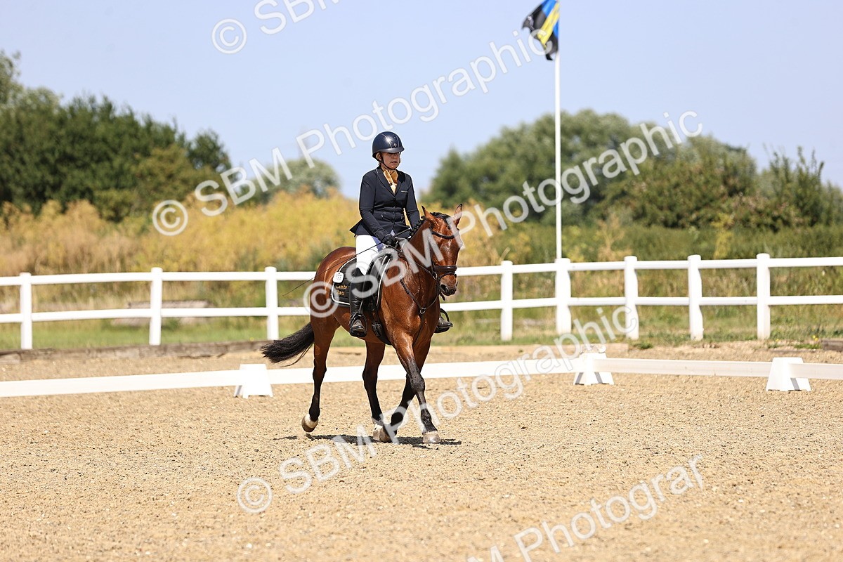 SBM_010447 - Novice 5 - 11.20-12.23