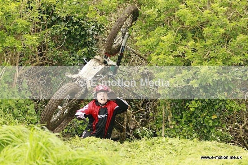 TR 060512-098 - Petit Bot - 06/05/12