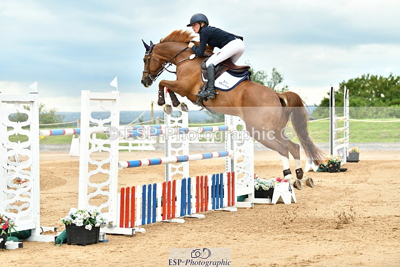 230720A-155012-04054 - Cls 9, 2 Star Big 1.40m Start to break