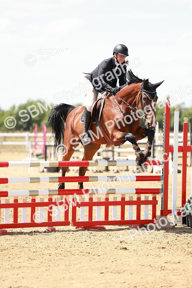SBM_007464 - Class 3 - Senior Newcomers - 1.10m Open