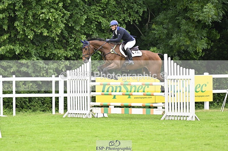 250613A-130918-02085 - Cls 3 Snr Foxhunter