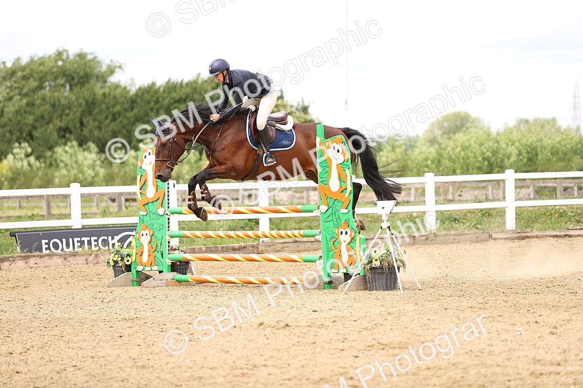 SBM_007339 - Class 18 - Senior 1.05m