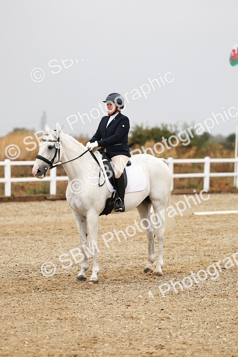 SBM_001572 - Class 4 - P2 Warm Up 10.46-12.10