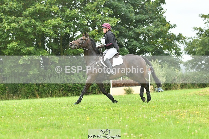 240803-105156-01402 - 110-Lizzie_Luxton-KILCARNA_BARNEY
