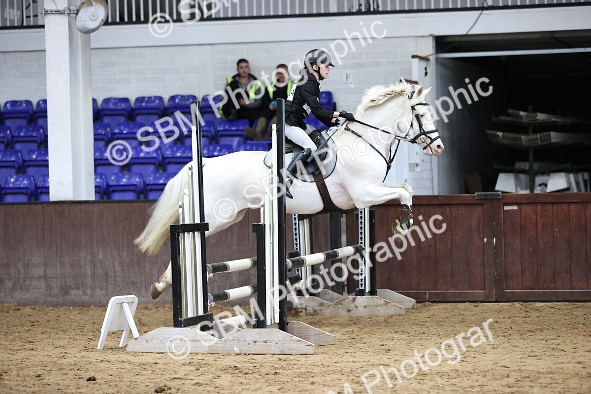 SBM_001800 - Class 5 - Henlow Veterinary Hospital 70cm